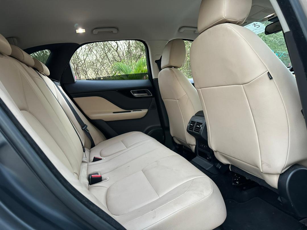 LAND ROVER JAGUAR F-PACE thumbnail 7